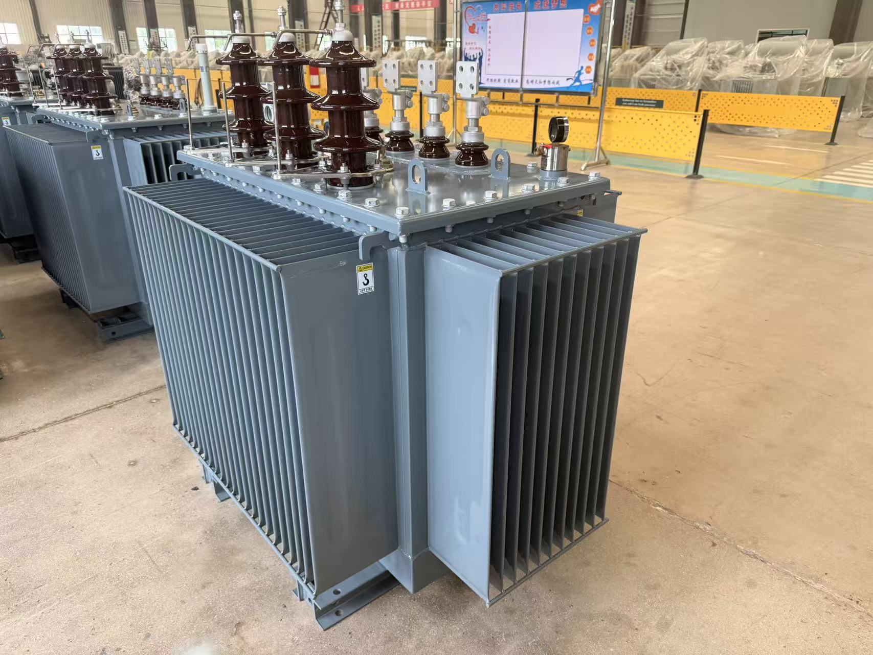 SYHF เริ่มการผลิตหม้อแปลงไฟฟ้าแบบจุ่มน้ำมัน SM-630kVA10(6)-0.4 พร้อมโปรโตคอลการทดสอบที่เข้มงวด